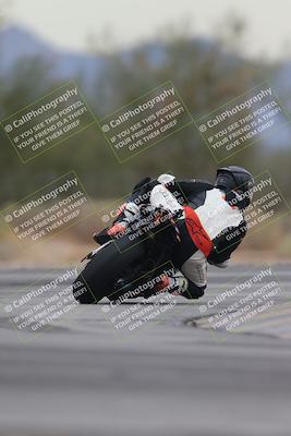 media/Sep-21-2025-Race Pace (Sun) [[98bf33ef95]]/Verified/2-Turn 2 Backside (835am)/